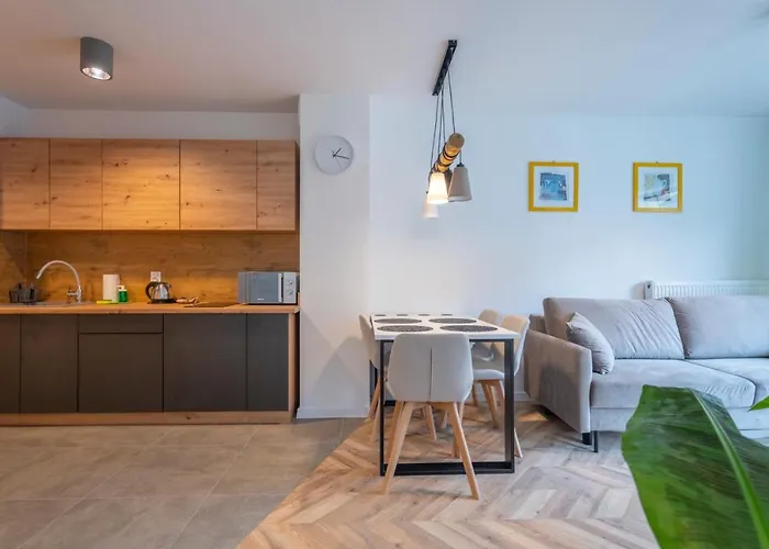 Kilinskiego 17 * Sklářská Poruba